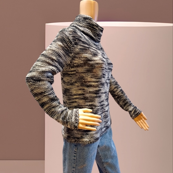 Jacqueline de Yong Women's Black/Gray Marled Turtleneck Knit Sweater - Picture 8 of 16